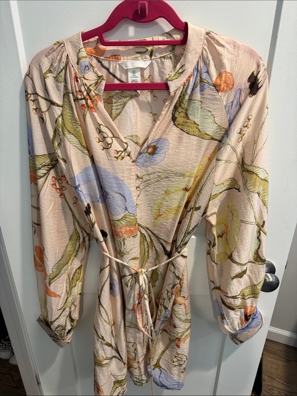 H&M Cream Floral Long-Sleeve Tie-Waist Maxi Dress